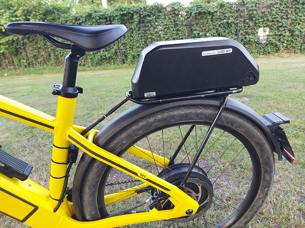 Le système comprend une batterie supplémentaire amovible : « Compact » (1146 Wh), " Midi » (1188 Wh) ou « Maxi » (1426 Wh)